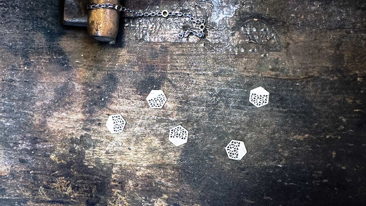 What Is Sustainable Jewelry? A Journey Towards Ethical Luxury