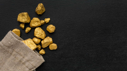 Lux & Lustrous-The Insider's Guide to 18-Karat Gold Jewelry's Timeless Shine