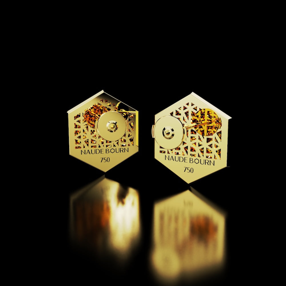 18 Karat Yellow Gold Pavé Diamond Stud Earrings – Rare Dimension - NAUDE BOURN