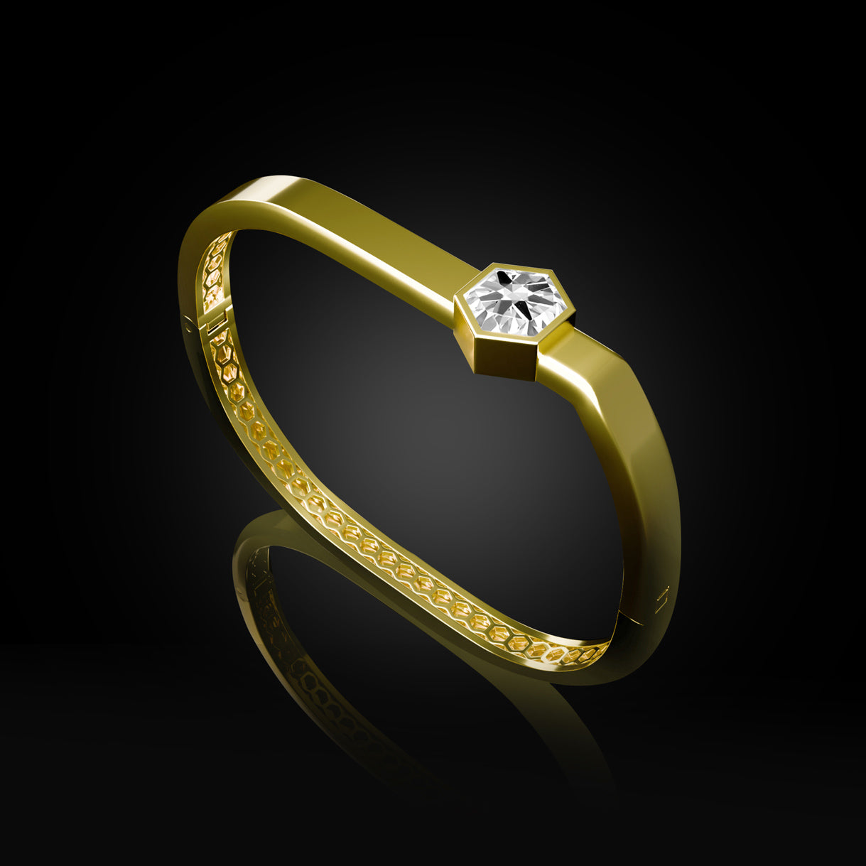 Be You Bangle in Bravura Yellow Gold – bold sculptural piece from the Emergence Collection, handcrafted by Naude Bourn. Sustainable gold jewelry, ethical jewelry, handcrafted artisan jewelry, fine jewelry, high-end jewelry, and ethical luxury. A statement piece from sustainable jewelry brands and a unique jewelry gift in yellow gold.