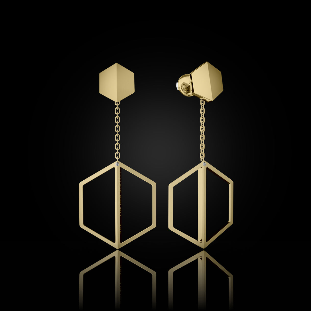 Know You Studs with Long Illuminate You Dangles in Bravura Yellow Gold. Sculptural 18k earrings—ideal for red carpet styling or paired with diamonds for added dimension. Sustainable gold jewelry, ethical jewelry, handcrafted artisan jewelry, fine jewelry, high-end jewelry, and ethical luxury. A sculptural design from sustainable jewelry brands and a unique jewelry gift in yellow gold.