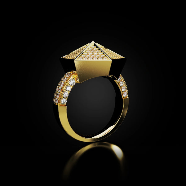 18 Karat Yellow Gold Pavé Diamond Cocktail Ring | Giza | Bon Ton Collection