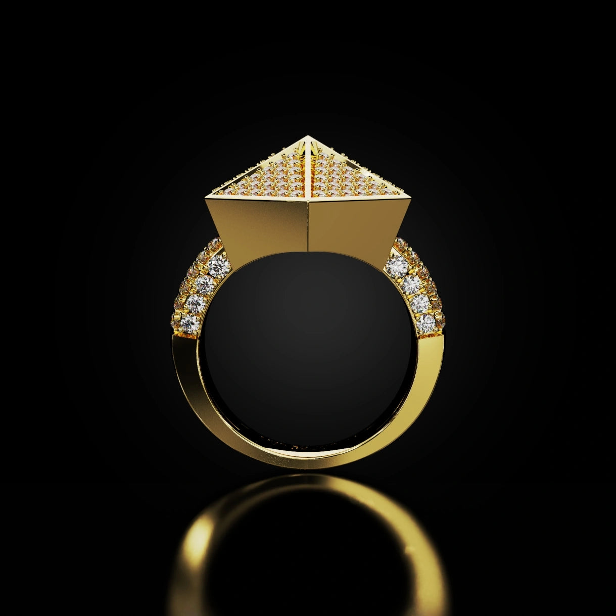 18 Karat Yellow Gold Pavé Diamond Cocktail Ring | Giza | Bon Ton Collection